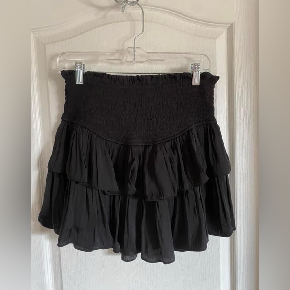 Black skirt size medium.